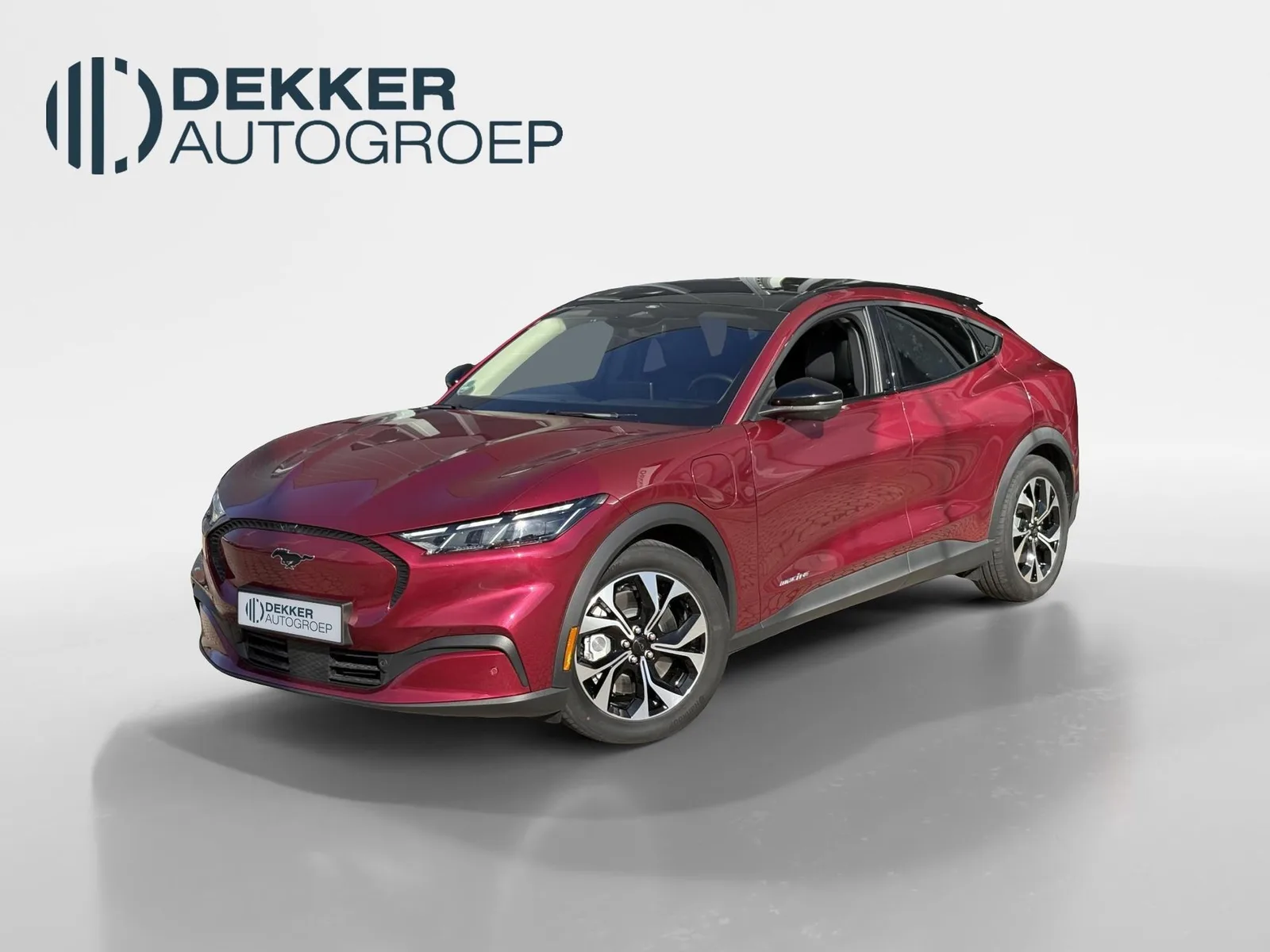 Ford Mustang Mach-E (2025) — foto 1