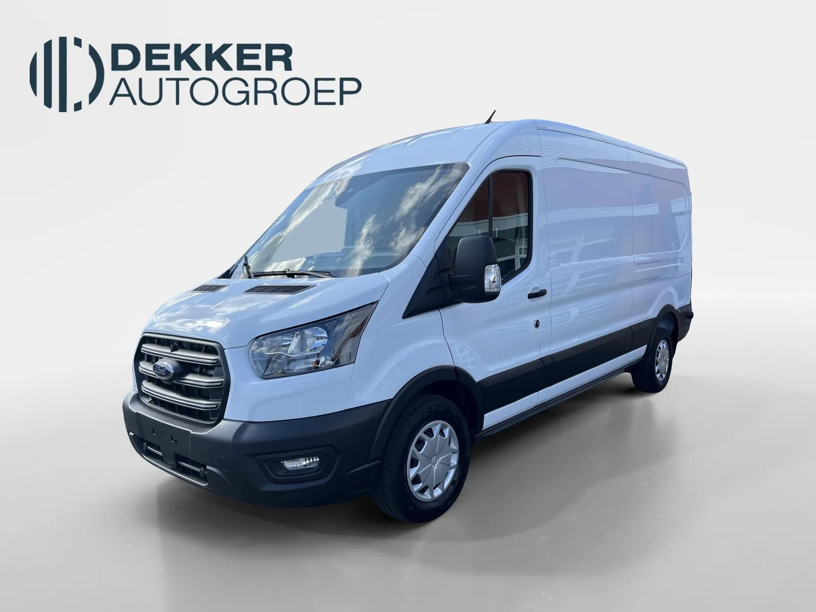 Ford Transit (2024) — foto 1