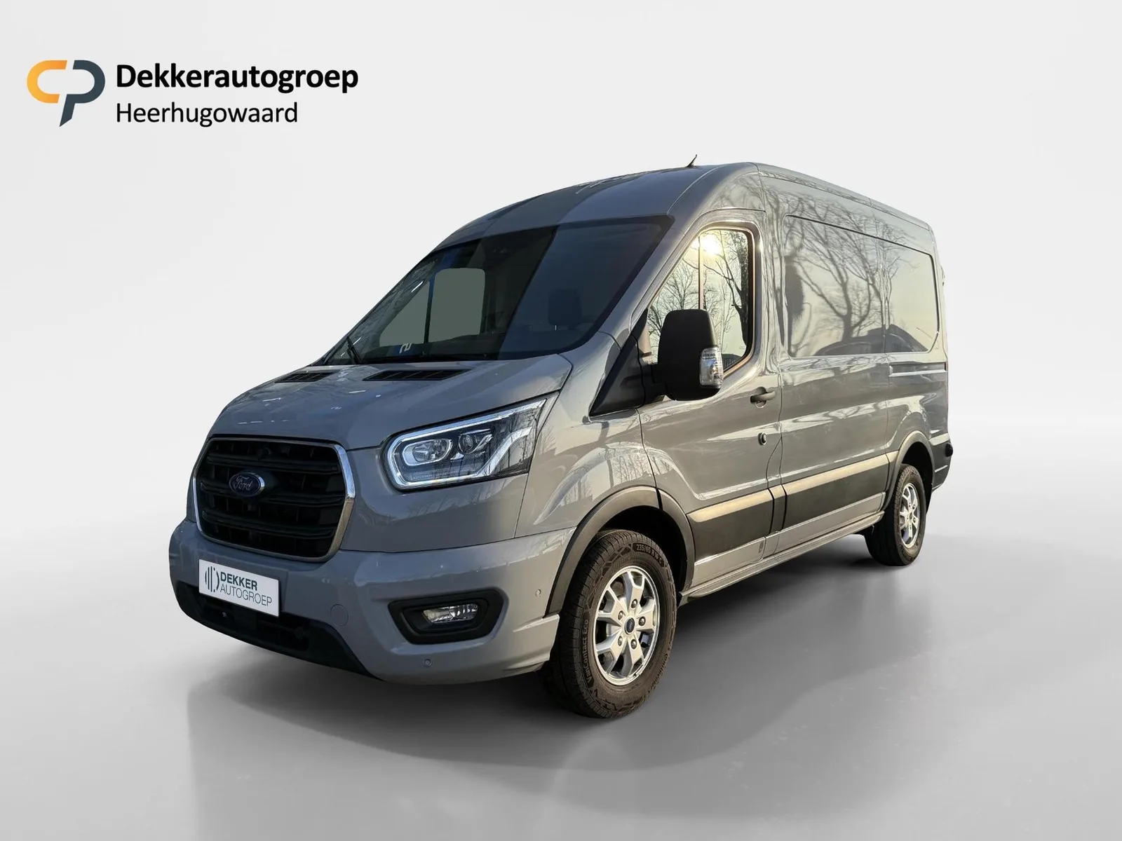 Ford Transit (2024) — foto 1