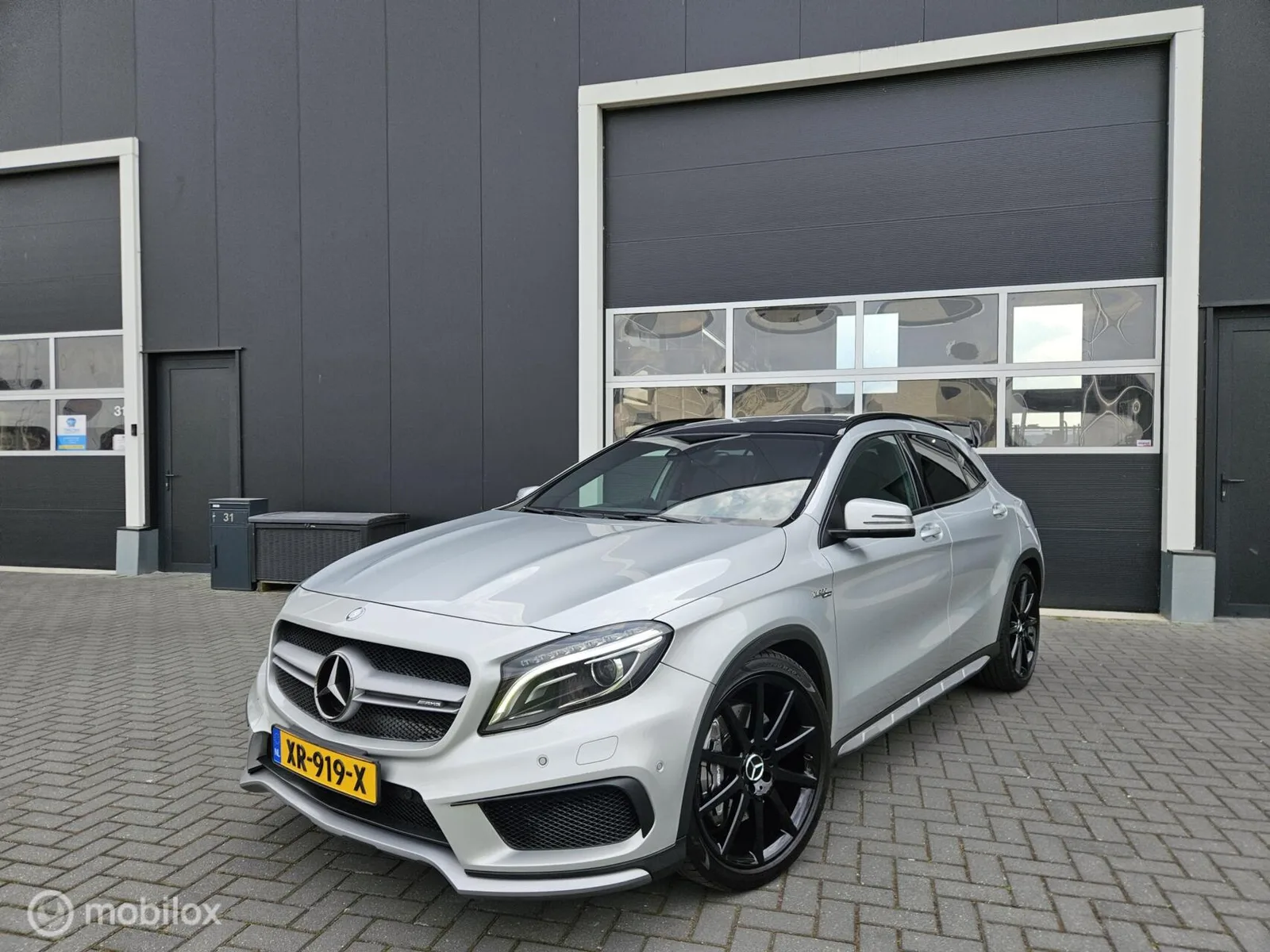 Mercedes-Benz GLA-Klasse (2015) — foto 1