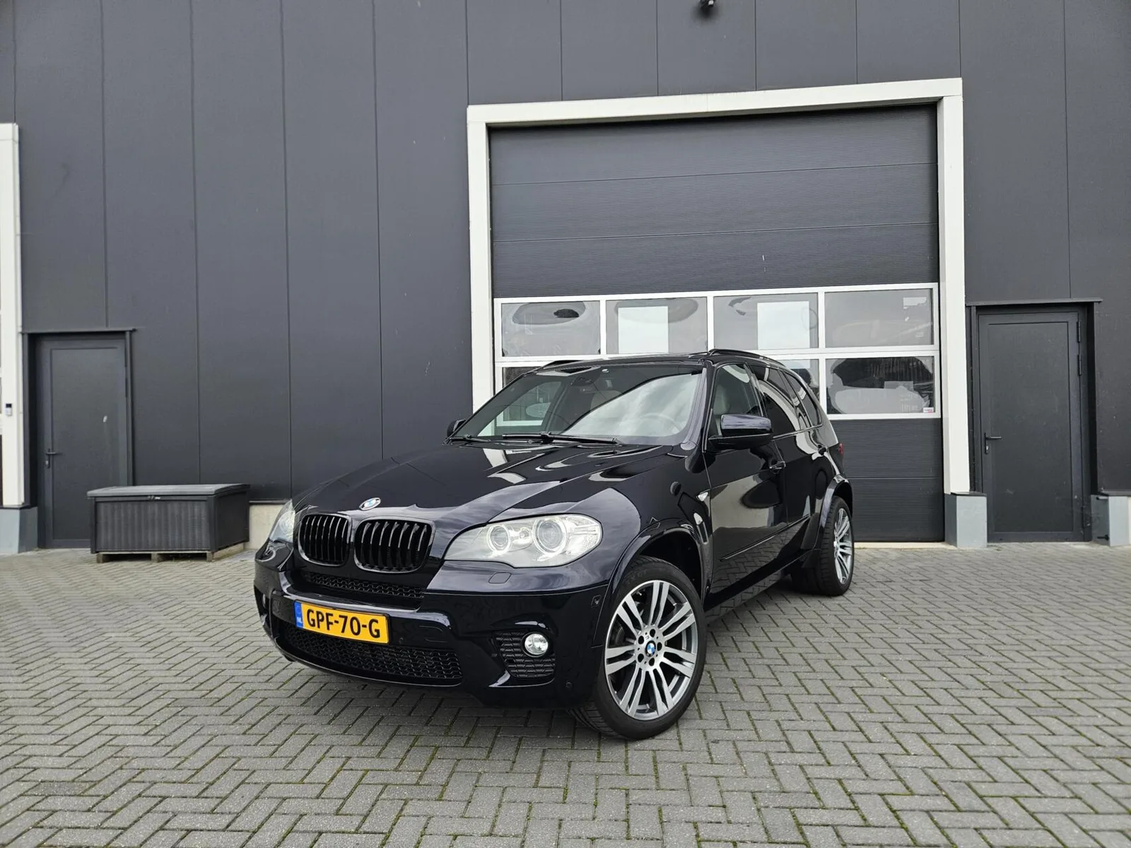 BMW X5 (2011) — foto 1