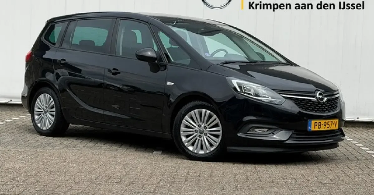 Opel Zafira (2017) — foto 1