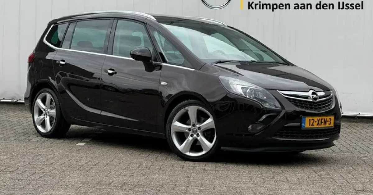 Opel Zafira (2012) — foto 1