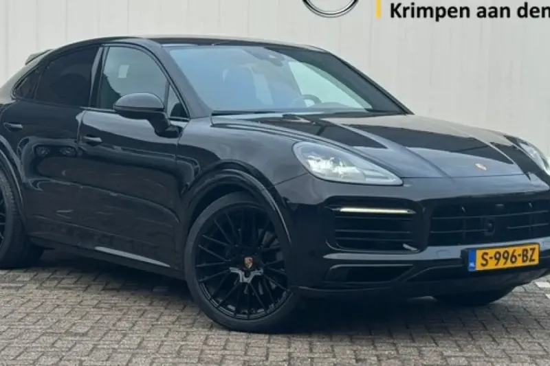 Porsche Cayenne (2023)