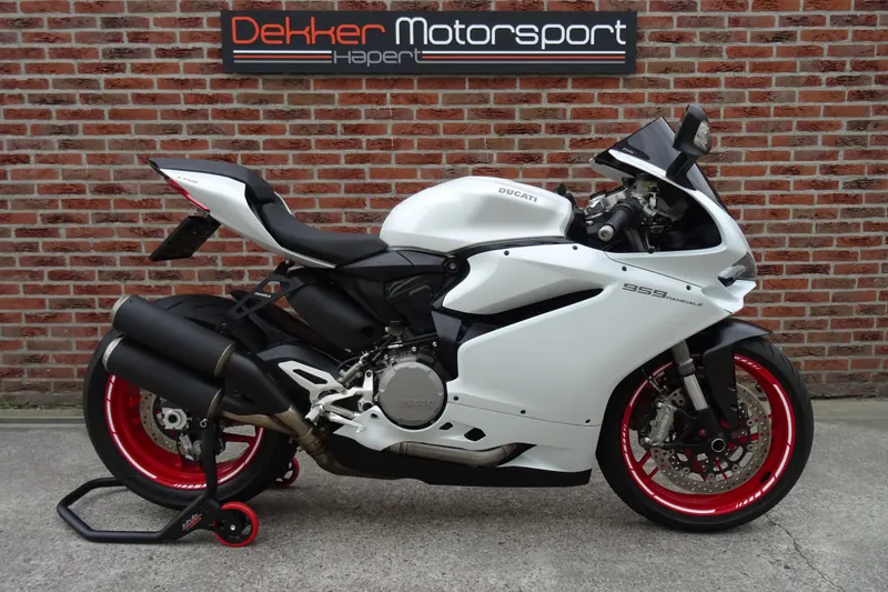 Ducati 959 Panigale (2015)