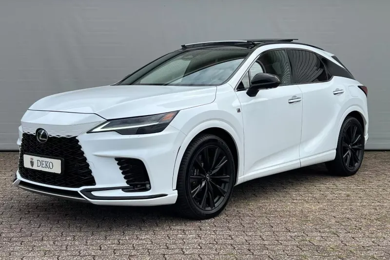 Lexus RX (2024)