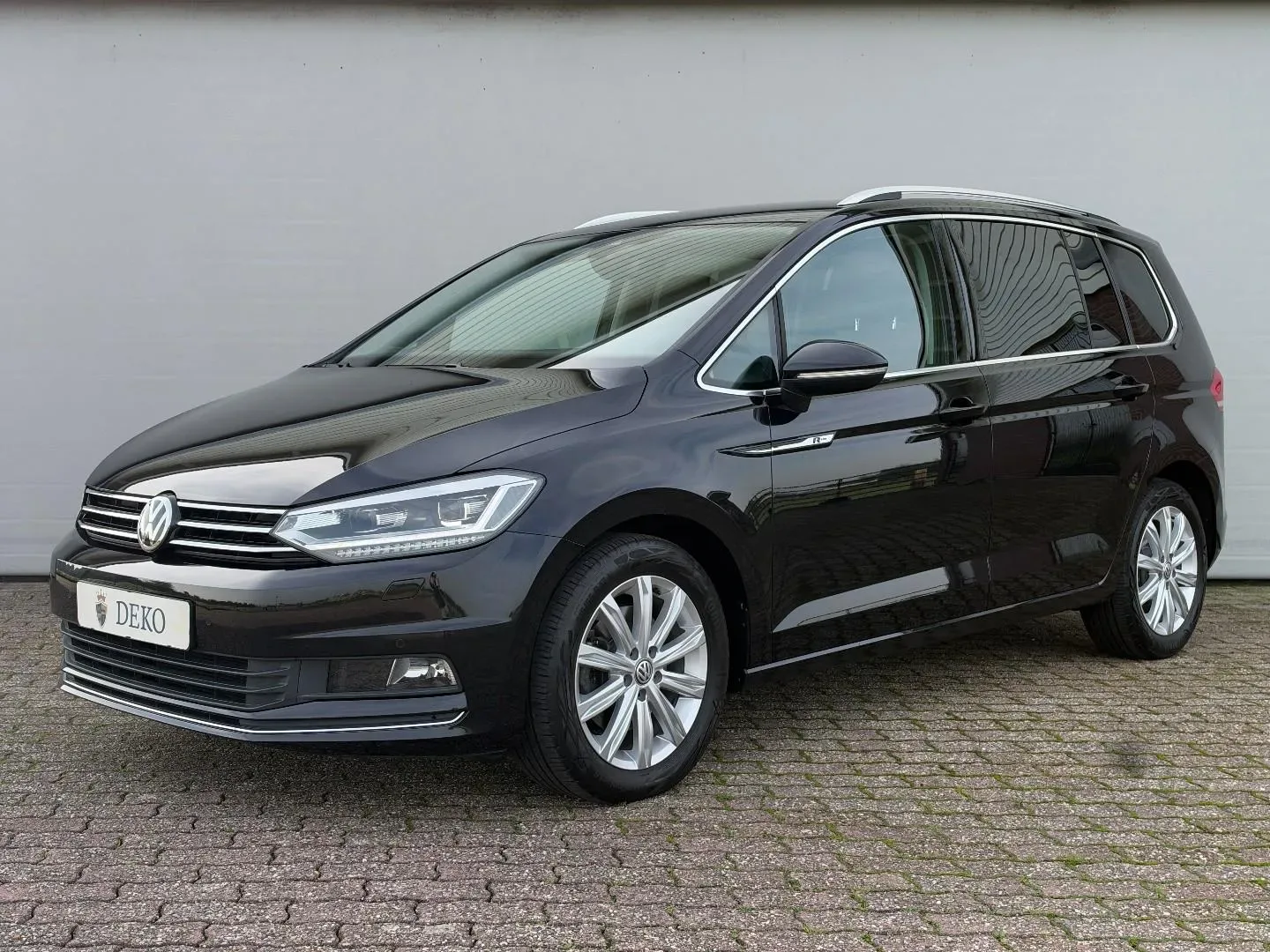 Volkswagen Touran (2018) — foto 1