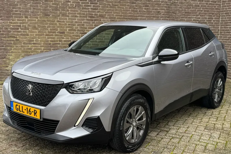 Peugeot 2008 (2023)