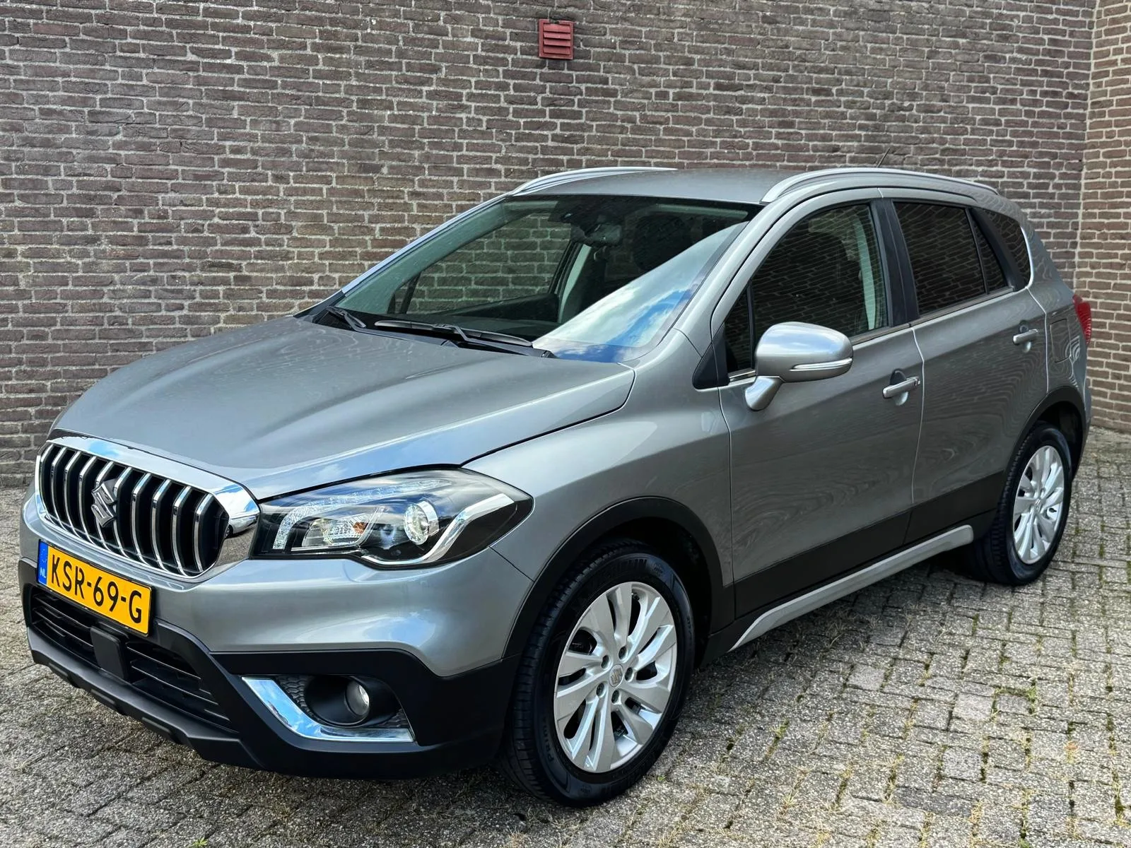 Suzuki S-Cross (2018) — foto 1