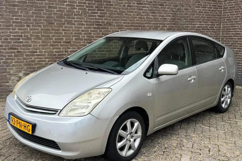 Toyota Prius (2004)