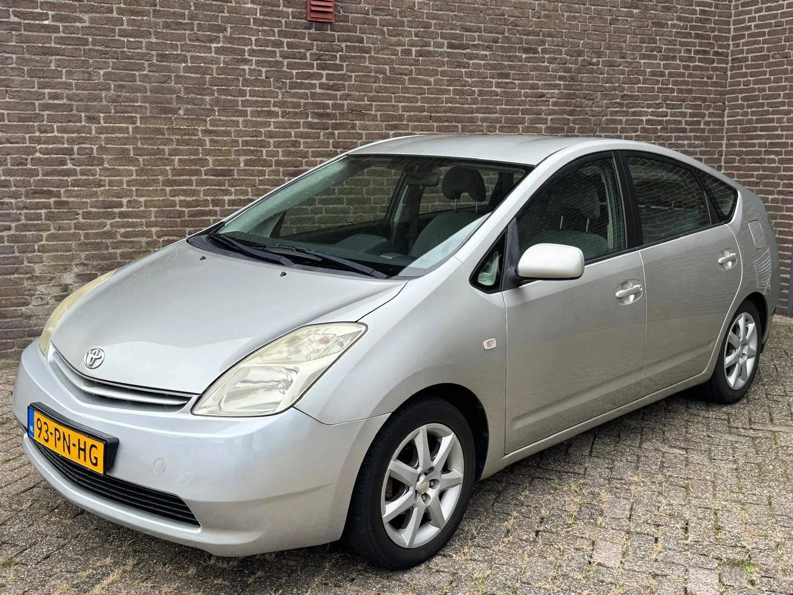 Toyota Prius (2004) — foto 1