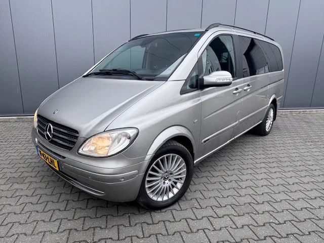 Mercedes-Benz Viano (2009) — foto 1
