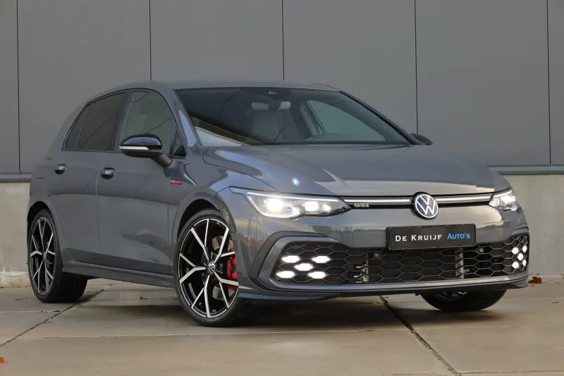 Volkswagen Golf (2022)