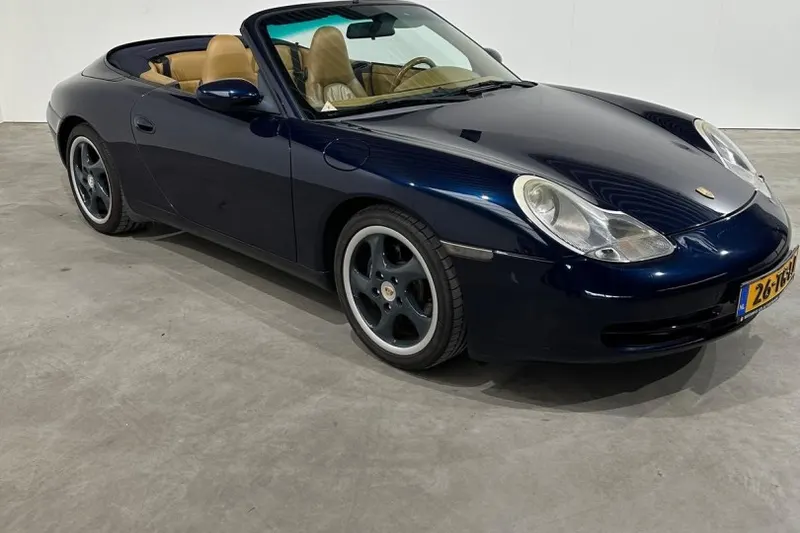 Porsche 911 (1999)