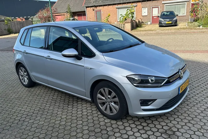 Volkswagen Golf Sportsvan (2017)