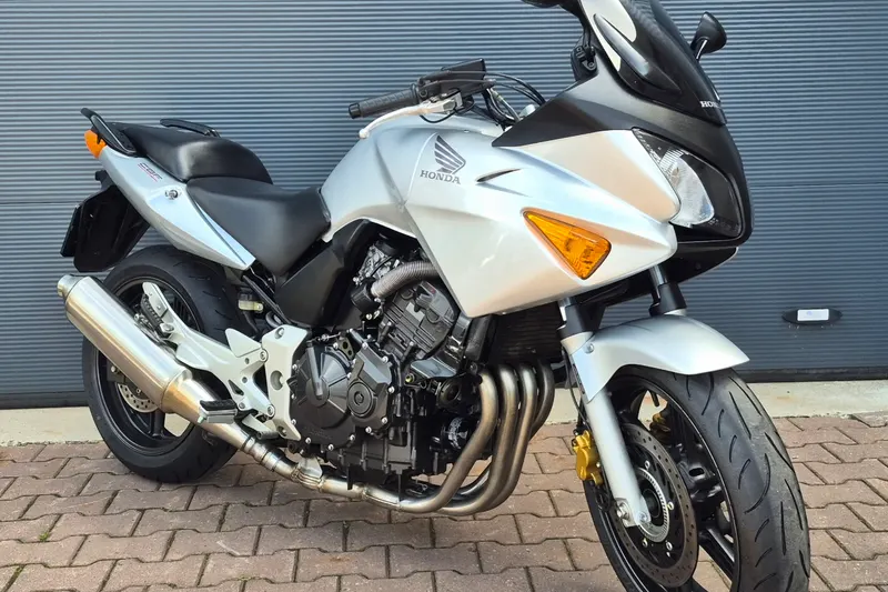 Honda CBF600 (2004)