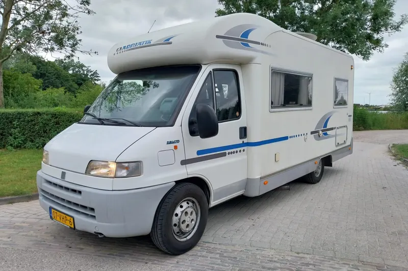Adria Tweedehands camper kopen (2001)