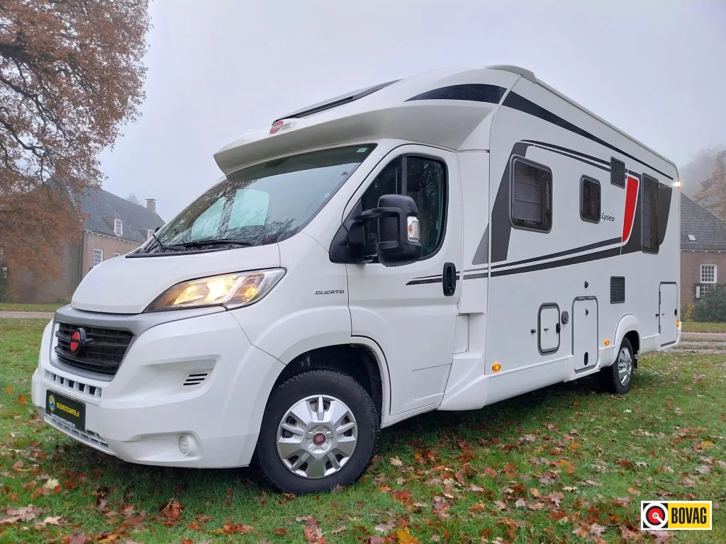 Bürstner Tweedehands camper kopen (2019) — foto 1