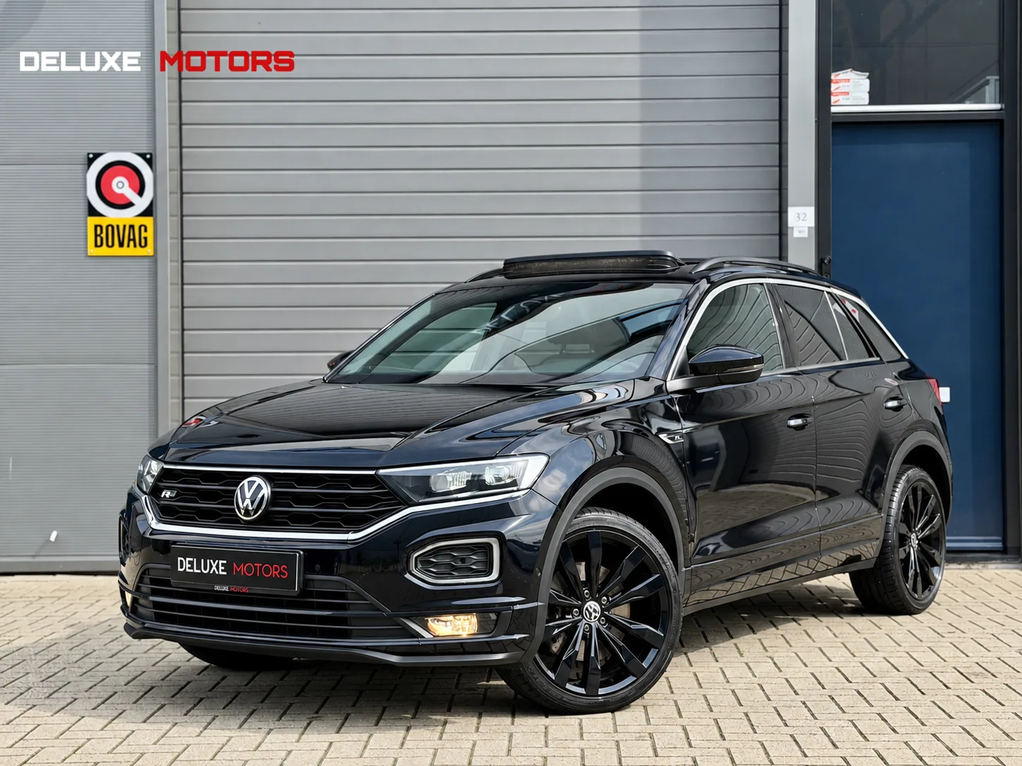 Volkswagen T-Roc (2021) — foto 1