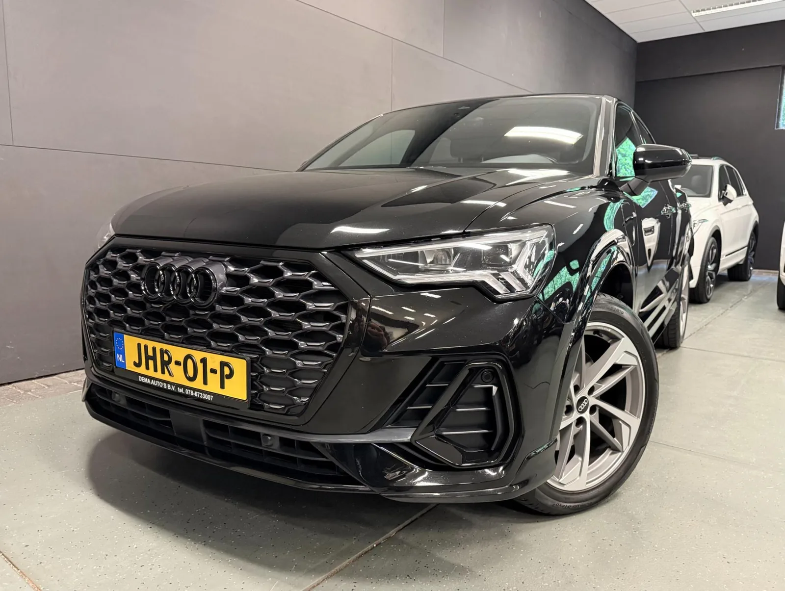Audi Q3 (2022) — foto 1