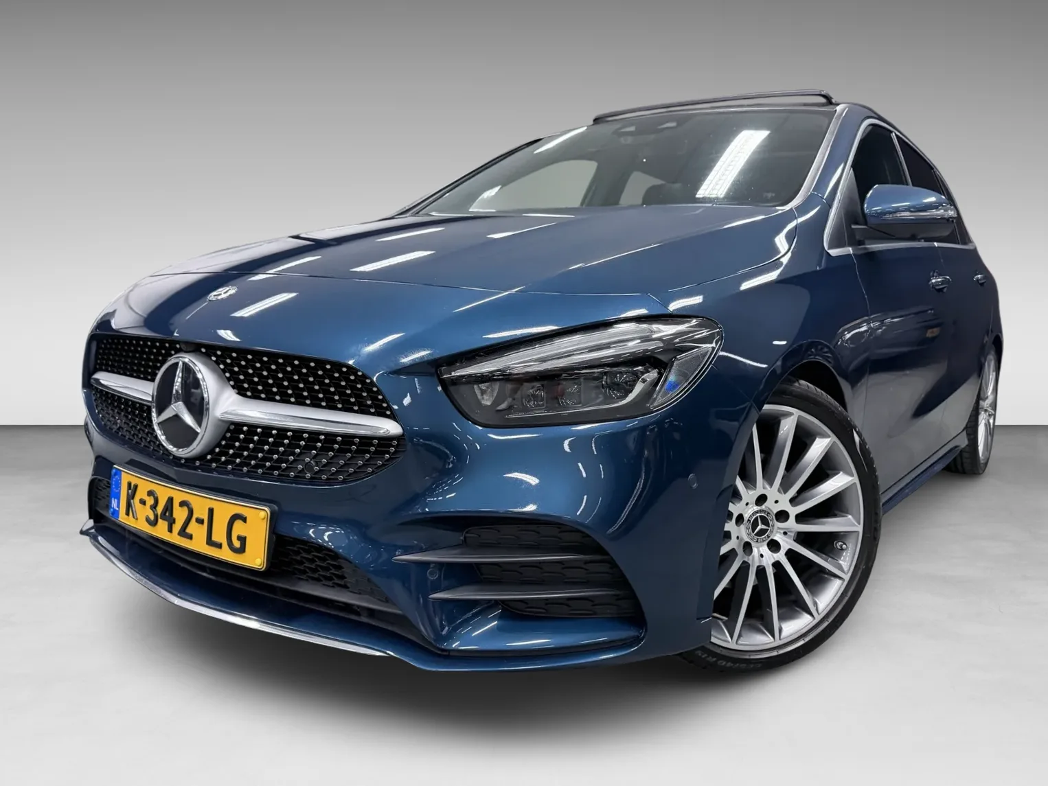 Mercedes-Benz B-Klasse (2021) — foto 1