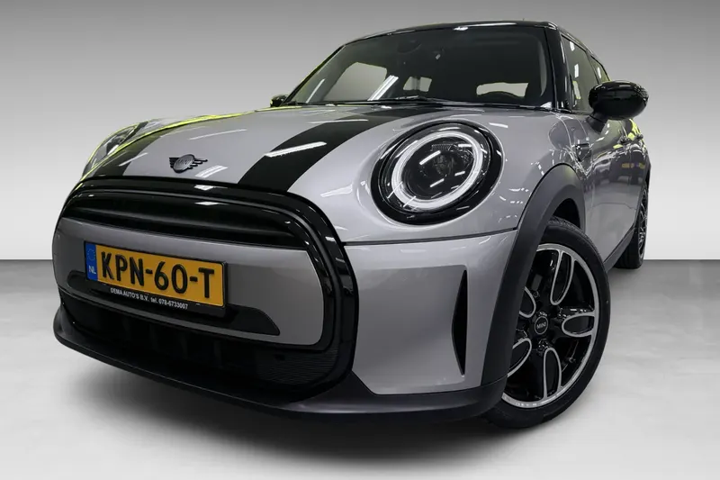 MINI Cooper (2023)