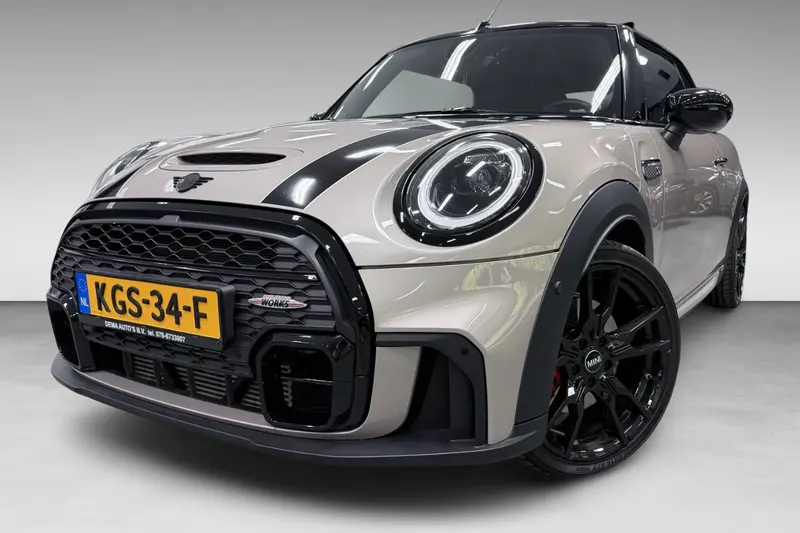 MINI Cabrio (2023)