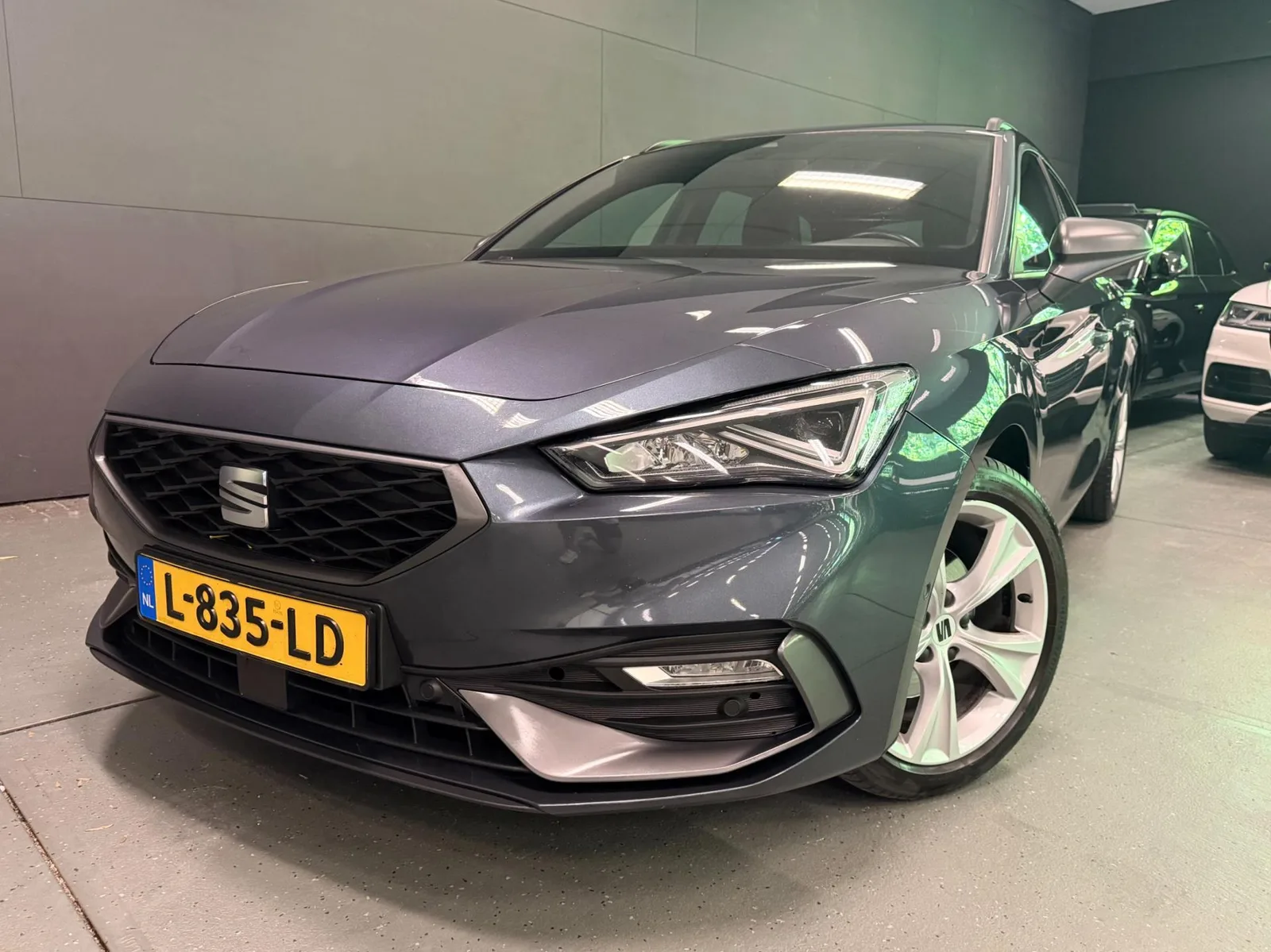 SEAT Leon Sportstourer (2020) — foto 1