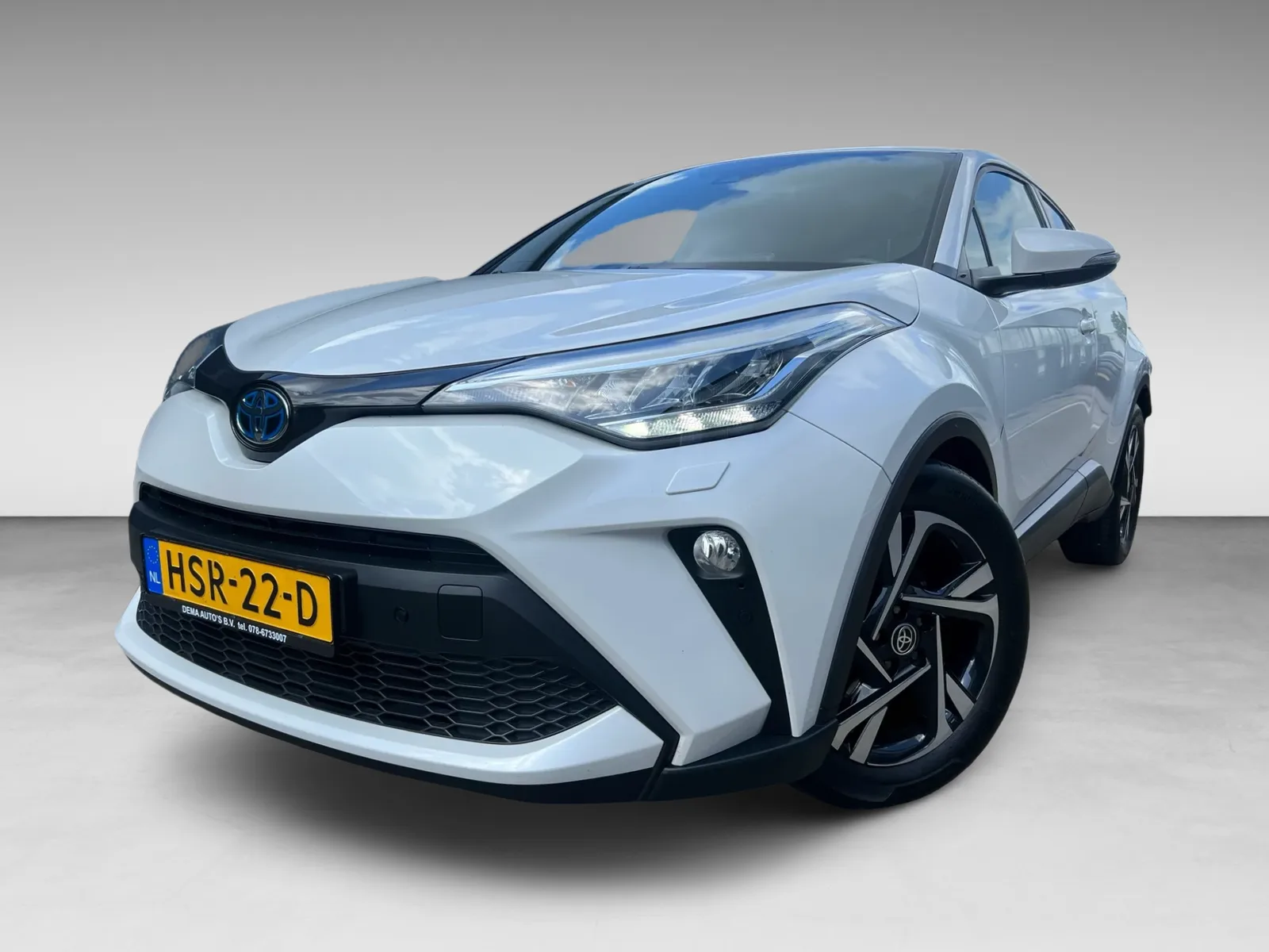 Toyota C-HR (2022) — foto 1