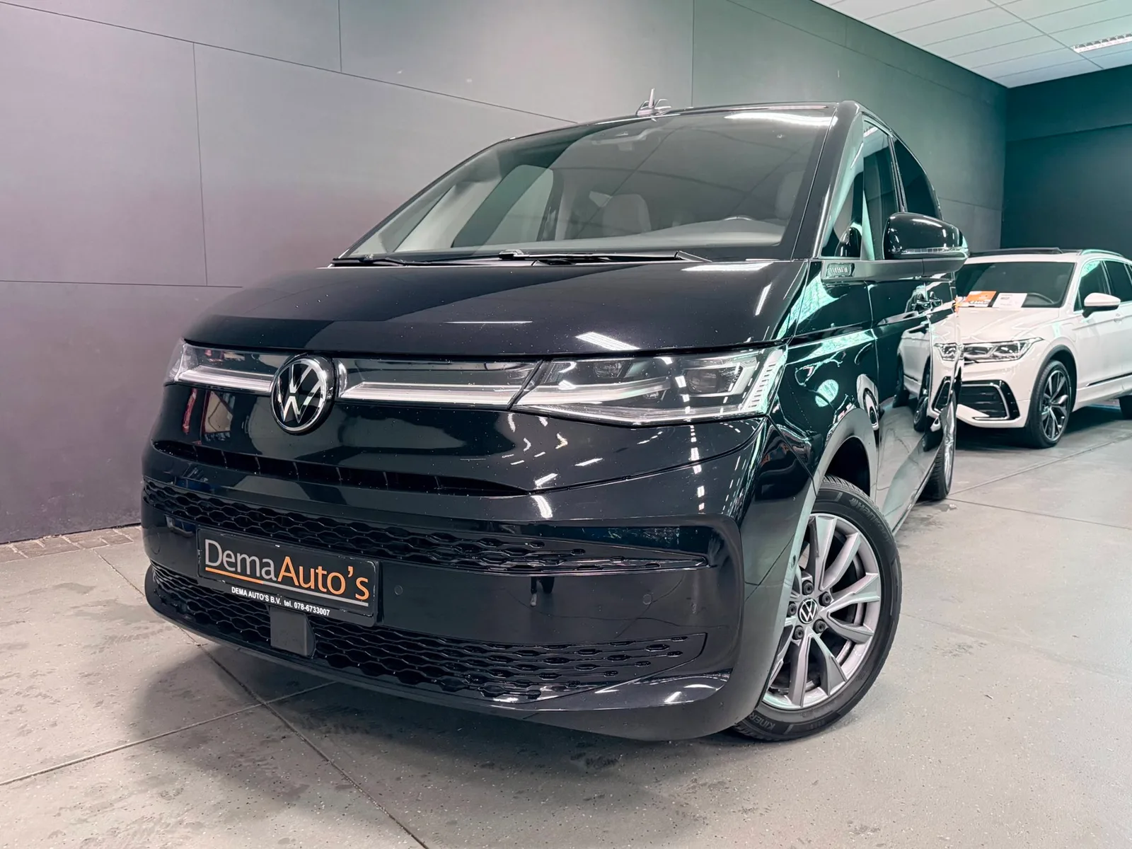 Volkswagen Multivan (2022) — foto 1