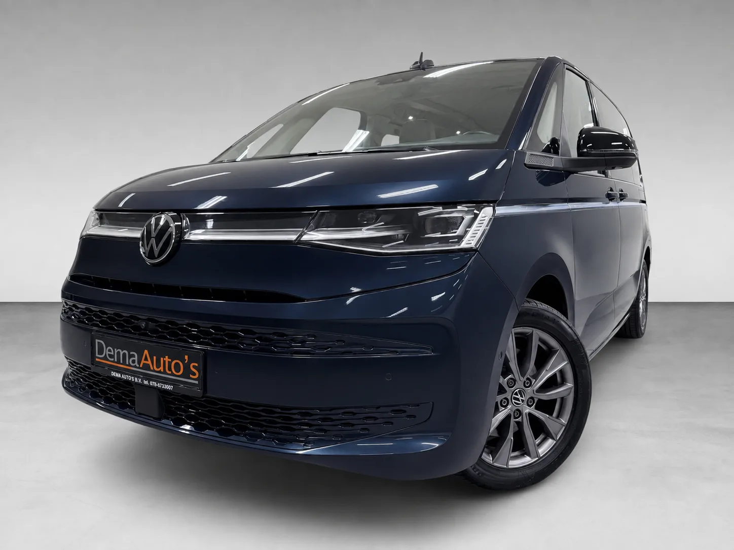 Volkswagen Multivan (2022) — foto 1