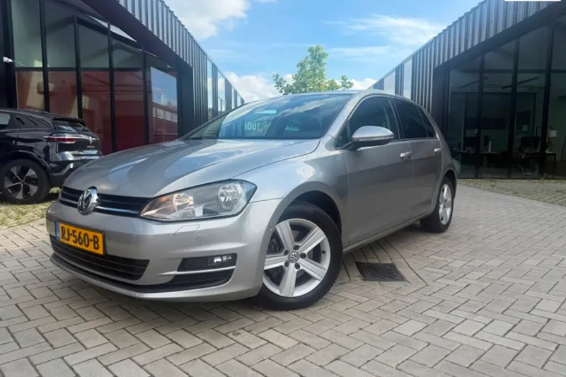 Volkswagen Golf (2013)