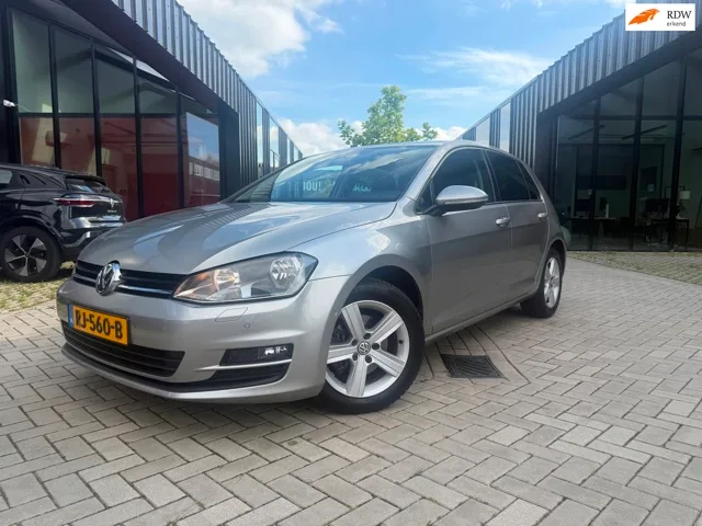 Volkswagen Golf (2013) — foto 1