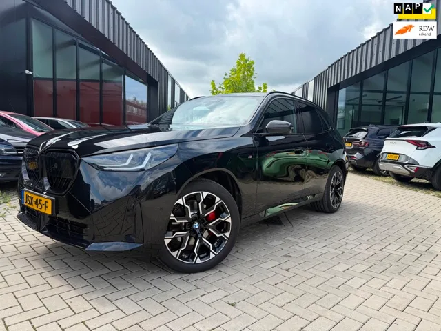 BMW X3 30e xDrive M-Sport Pano HUD H/K 1 Eig Auto (2026) — foto 1