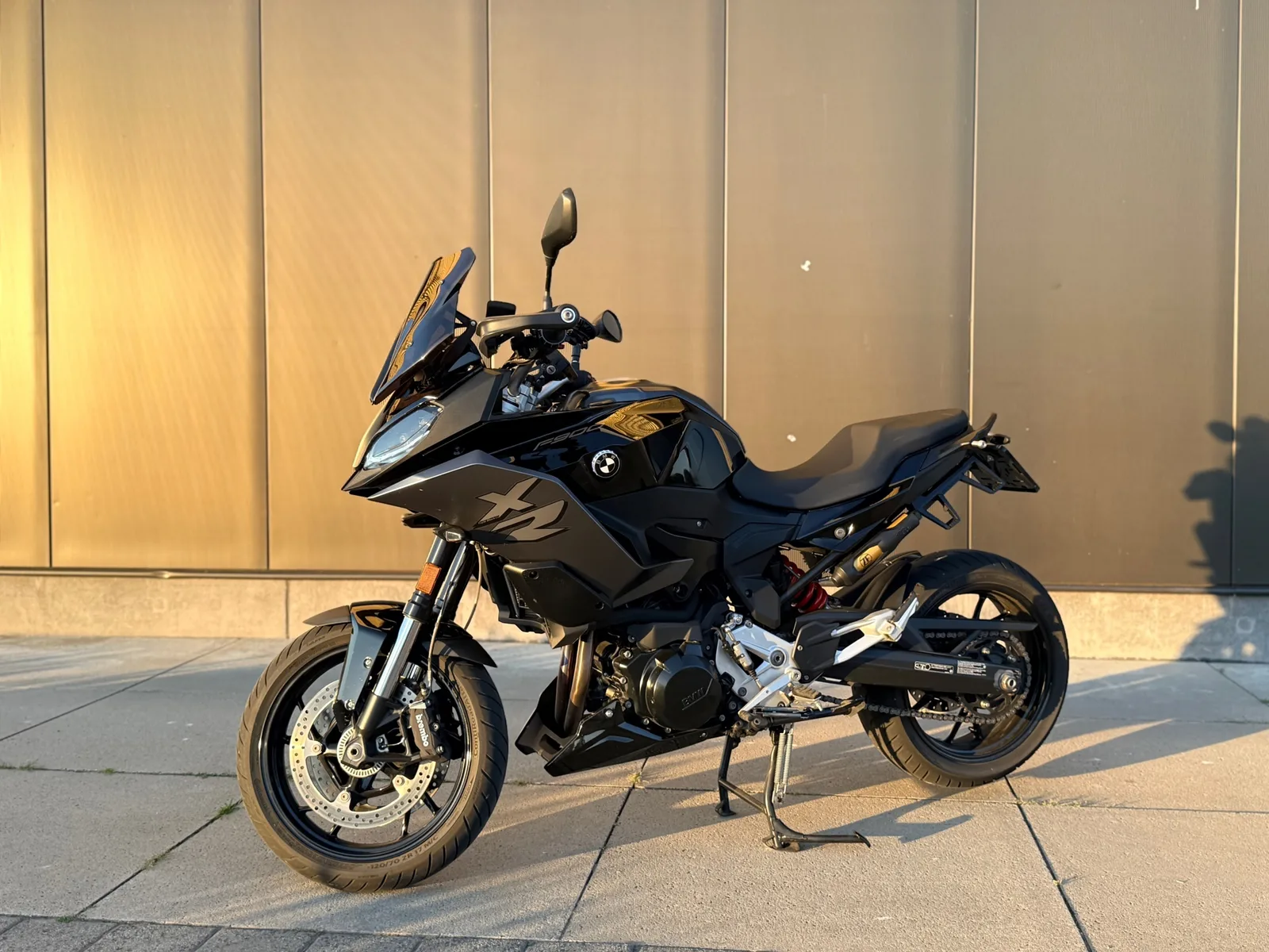 BMW F 900 XR (2021) — foto 1