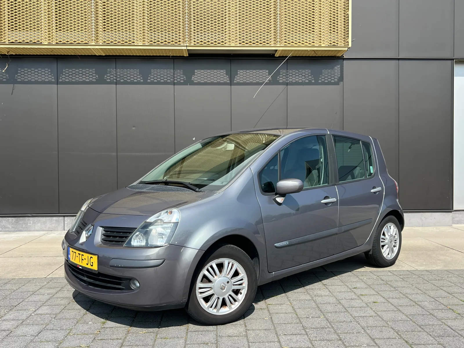 Renault Modus (2006) — foto 1