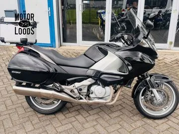 Honda NT (2006) — foto 1