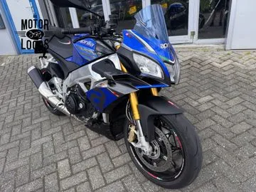 Aprilia Tuono V4 1100 (2015) — foto 1