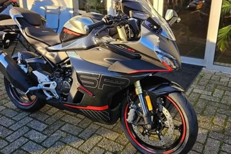 CFMoto 450 SR (2026)