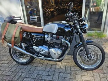 TRIUMPH THRUXTON (2016) — foto 1