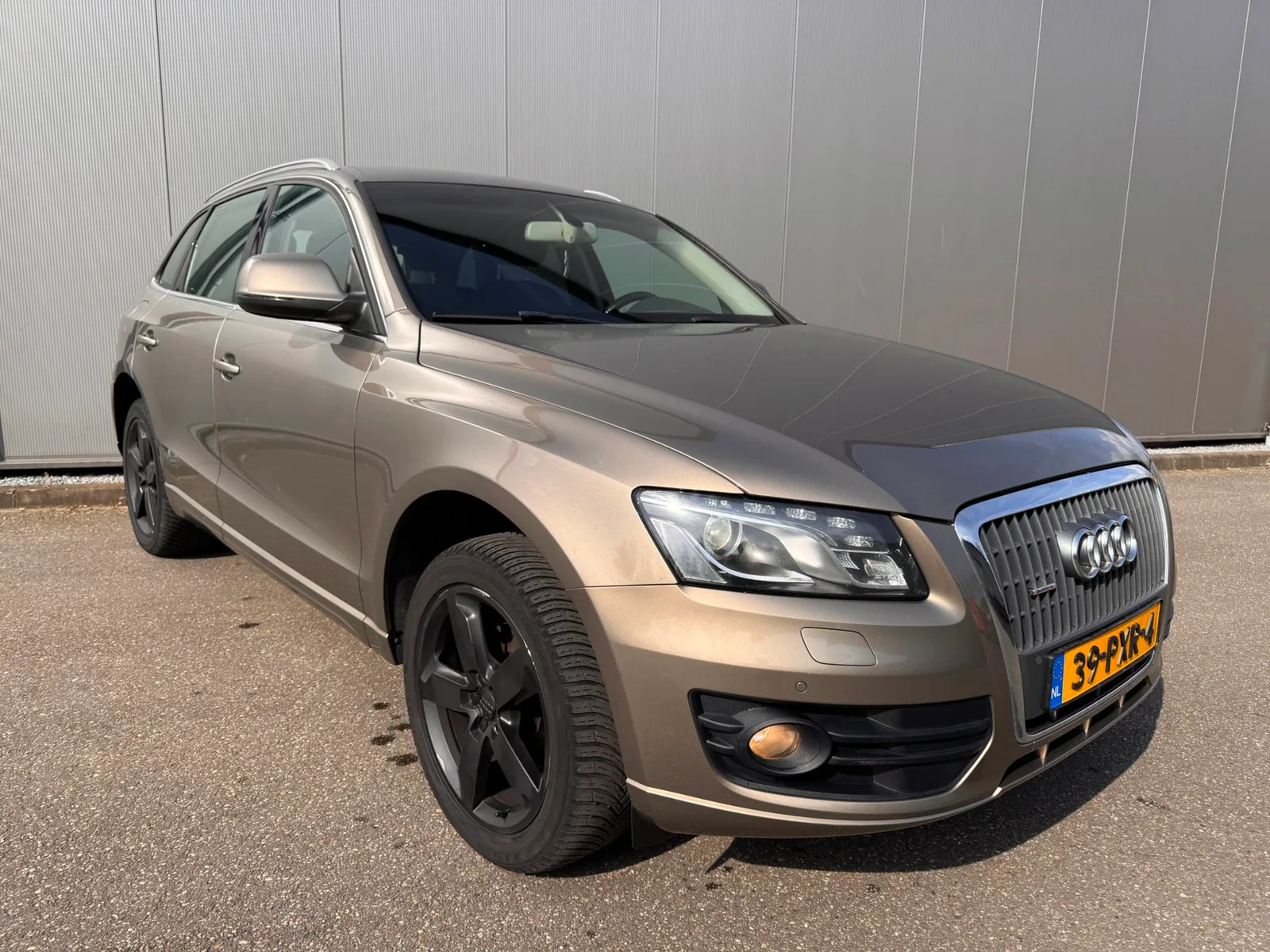 Audi Q5 (2011) — foto 1