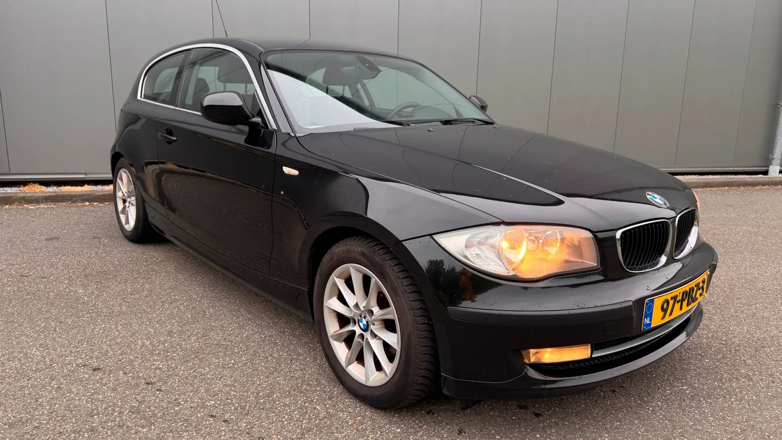 BMW 1-Serie (2010) — foto 1