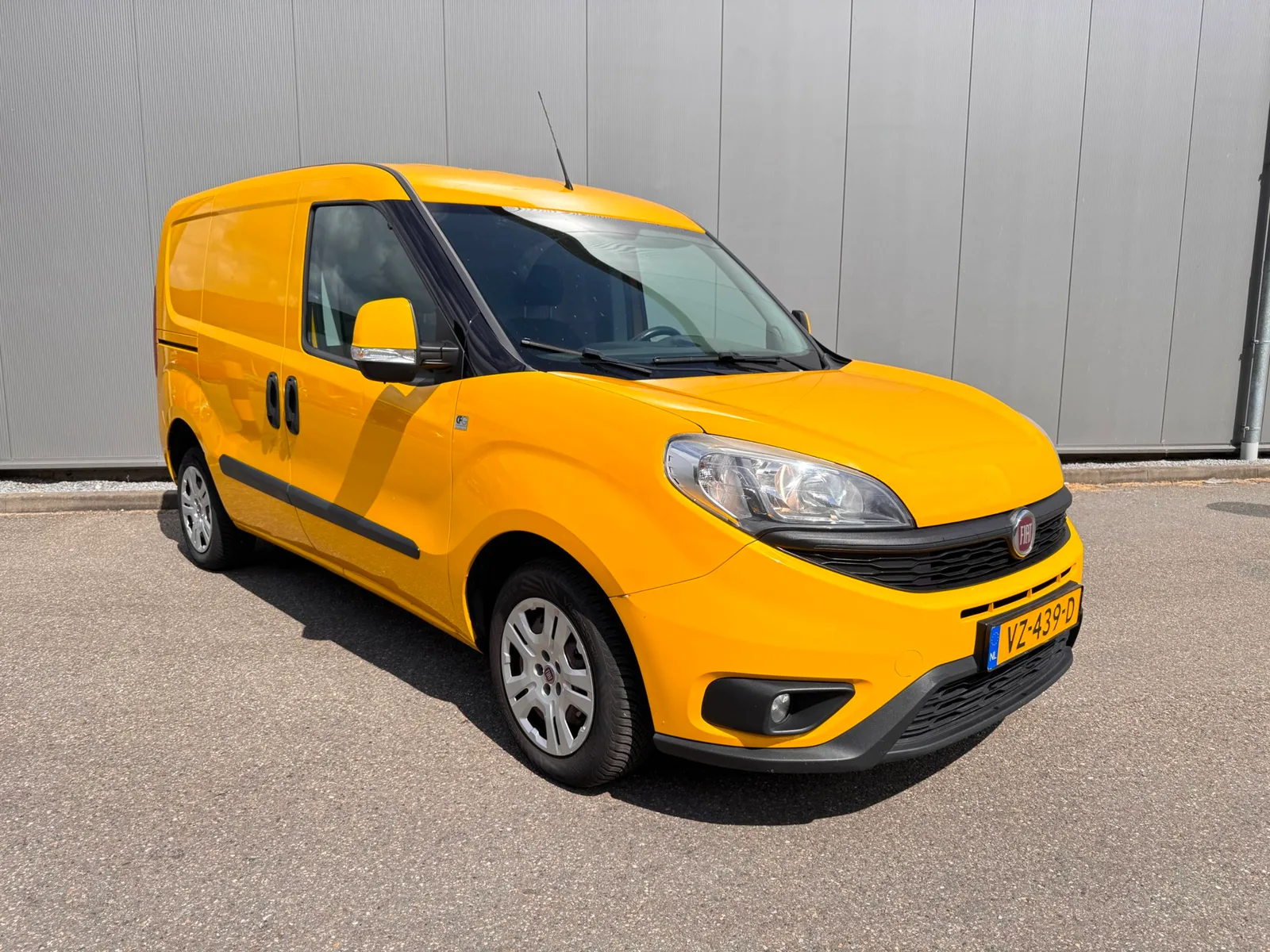 Fiat Doblò (2016) — foto 1