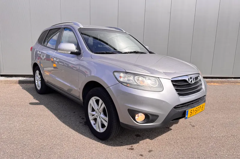 Hyundai Santa Fe (2011)