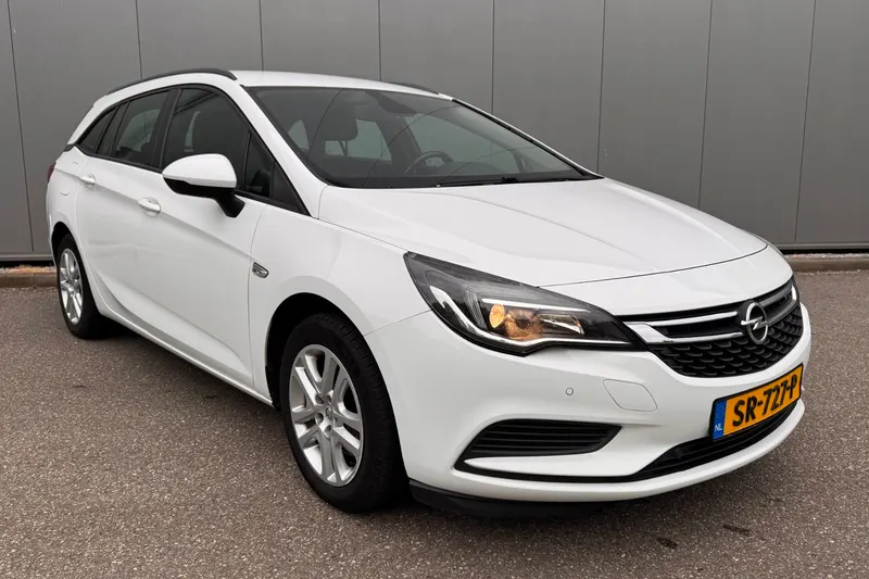 Opel Astra Sports Tourer (2016)