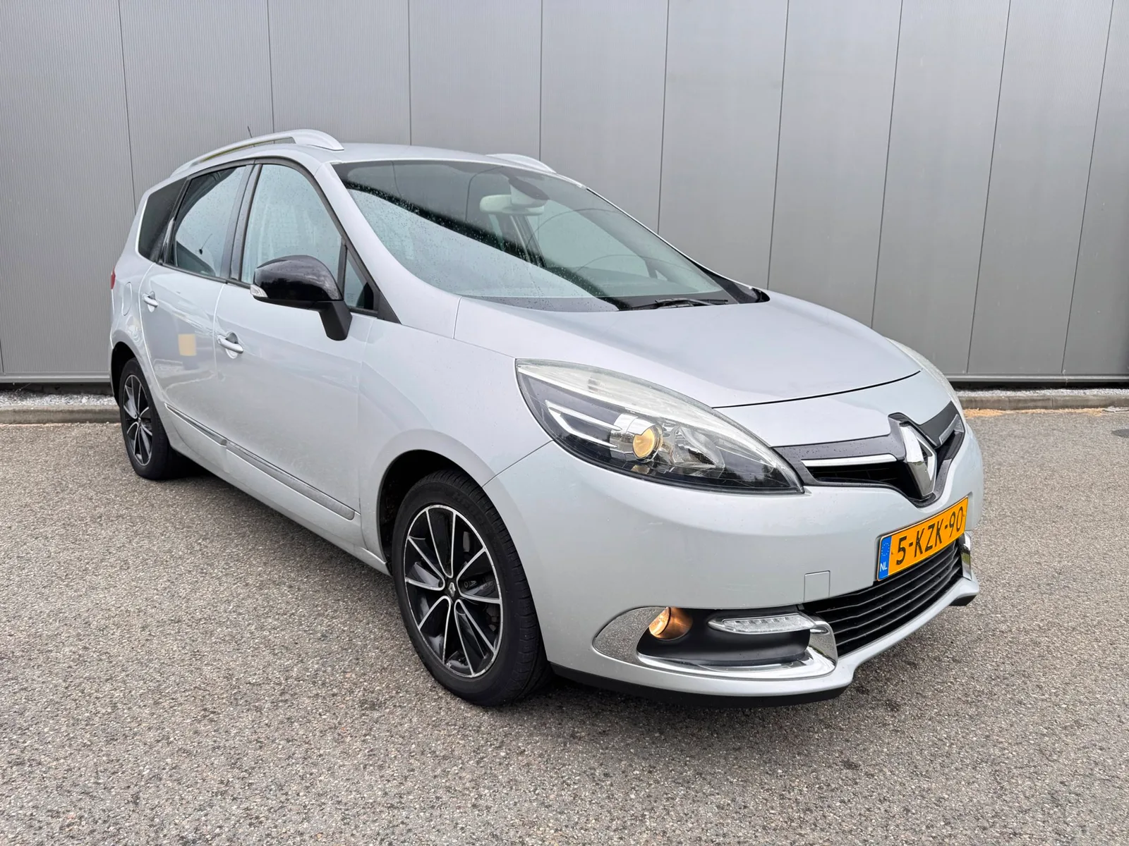 Renault Grand Scénic (2013) — foto 1