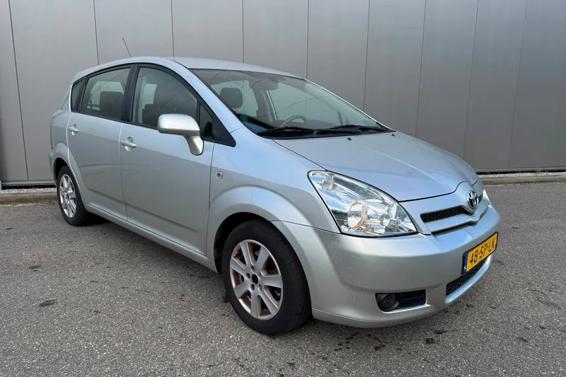 Toyota Verso (2006)