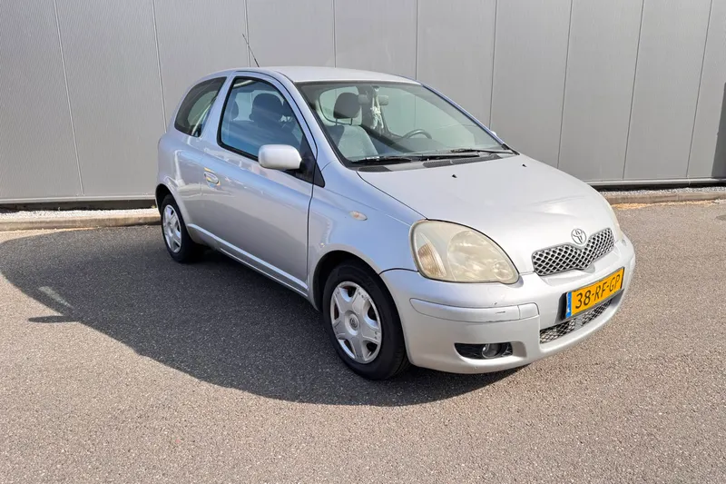 Toyota Yaris (2005)