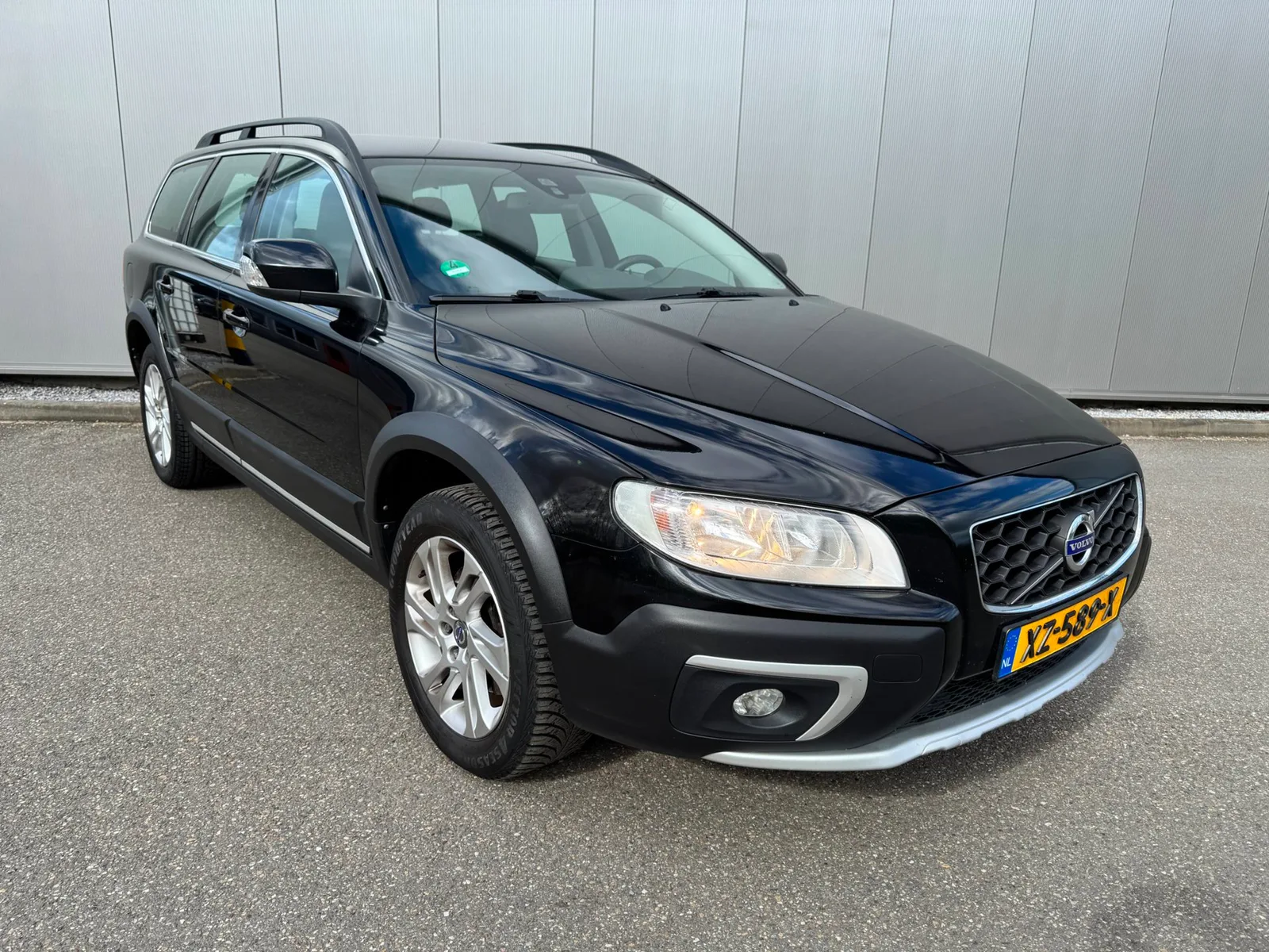 Volvo XC70 (2016) — foto 1