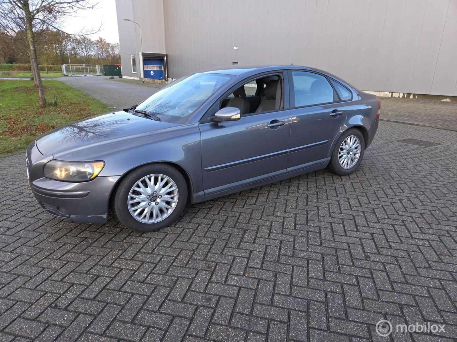 Volvo S40 (2004) — foto 1